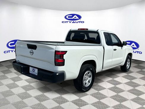 Used 2023 Nissan Frontier S RWD image 4