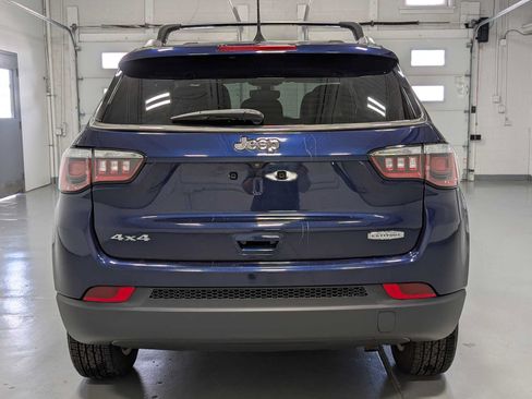 Used 2020 Jeep Compass Latitude w/ Cold Weather Group AWD/4WD image 9
