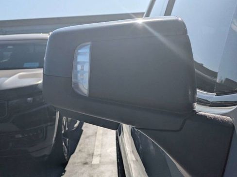 Used 2024 GMC Sierra 1500 AT4 w/ Technology Package AWD/4WD image 14