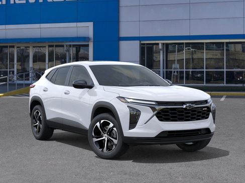 New 2026 Chevrolet Trax RS image 7