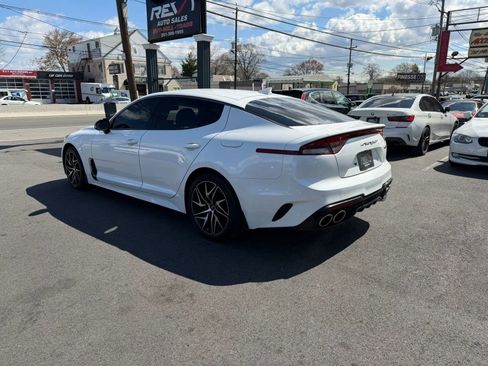 Used 2022 Kia Stinger GT-Line image 3