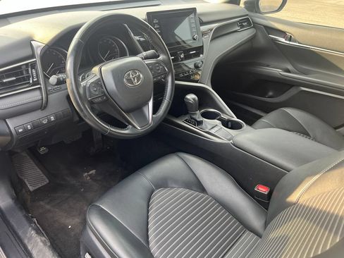 Used 2024 Toyota Camry SE FWD image 8
