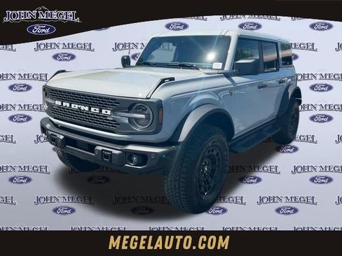 New 2026 Ford Bronco Badlands AWD/4WD image 1