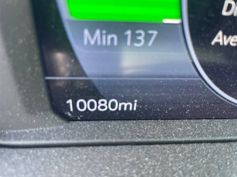 Used 2023 Chevrolet Bolt LT w/ Infotainment Package FWD image 16