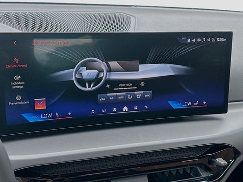 New 2025 BMW 230i Coupe image 13