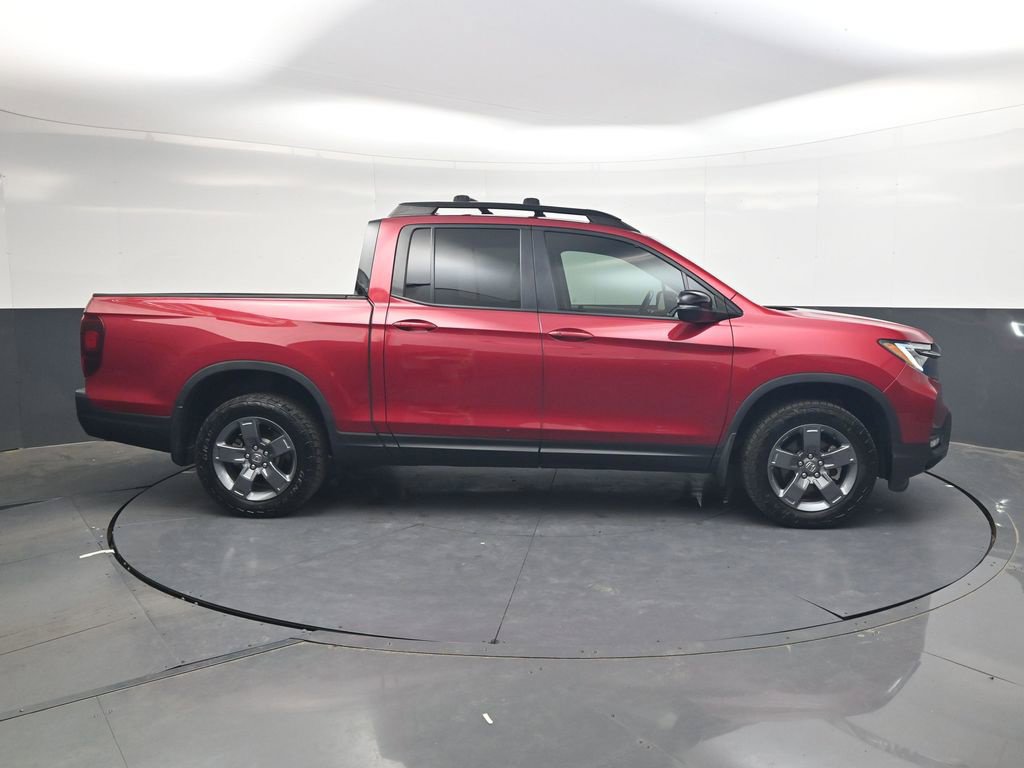 Certified 2024 Honda Ridgeline TrailSport image 3