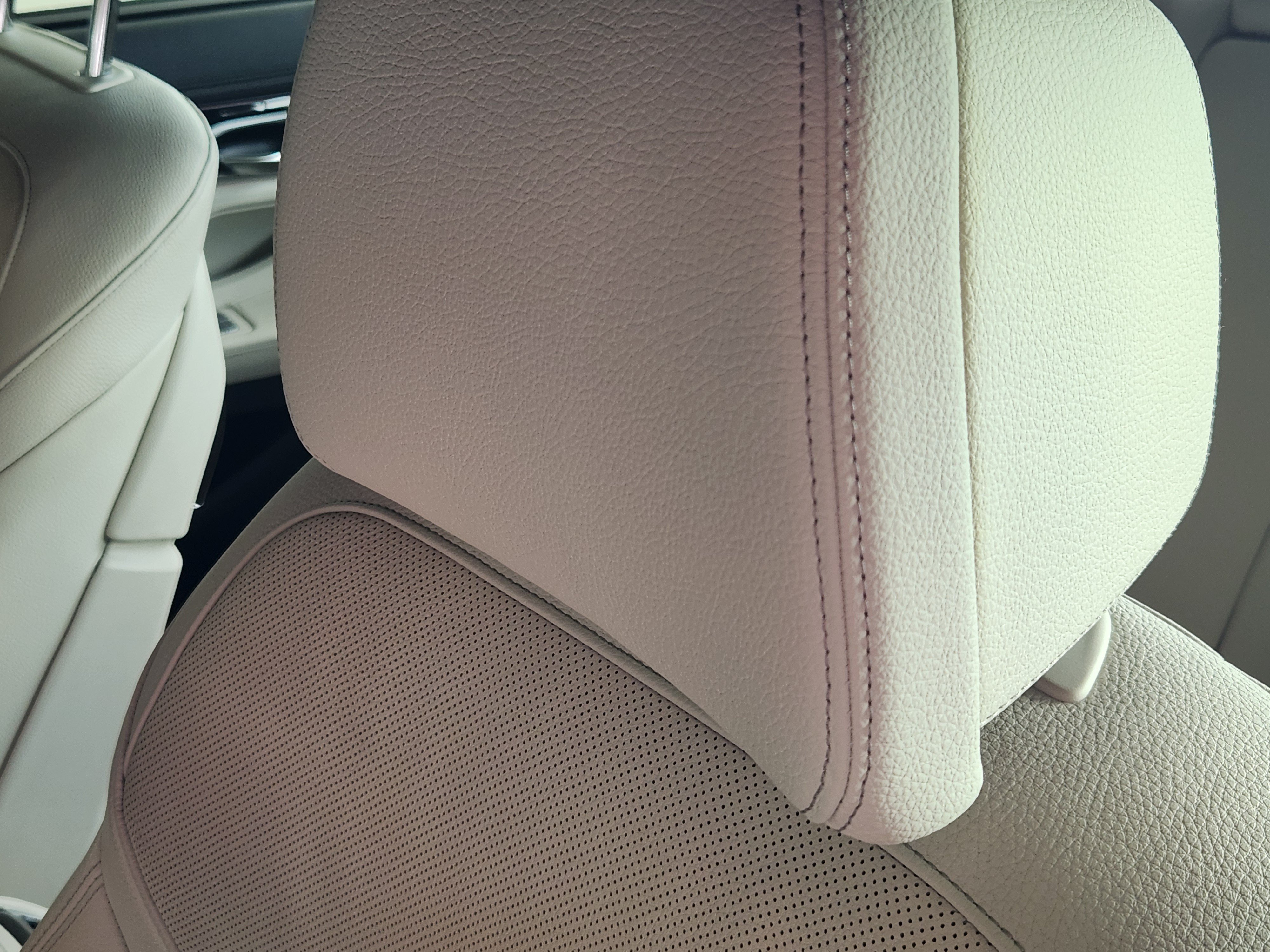 Used 2016 BMW 740i RWD image 15