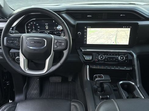 Used 2023 GMC Sierra 1500 Denali w/ Denali Reserve Package image 7