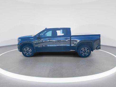 Used 2025 GMC Sierra 1500 AT4 w/ AT4 Premium Package AWD/4WD image 4