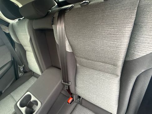 Used 2021 Nissan Rogue SV AWD/4WD image 11