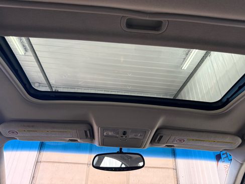 Used 2004 INFINITI G35 x Sedan image 31