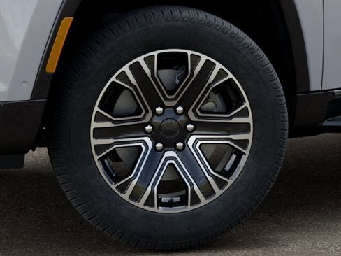 New 2026 Jeep Grand Wagoneer 2WD image 8