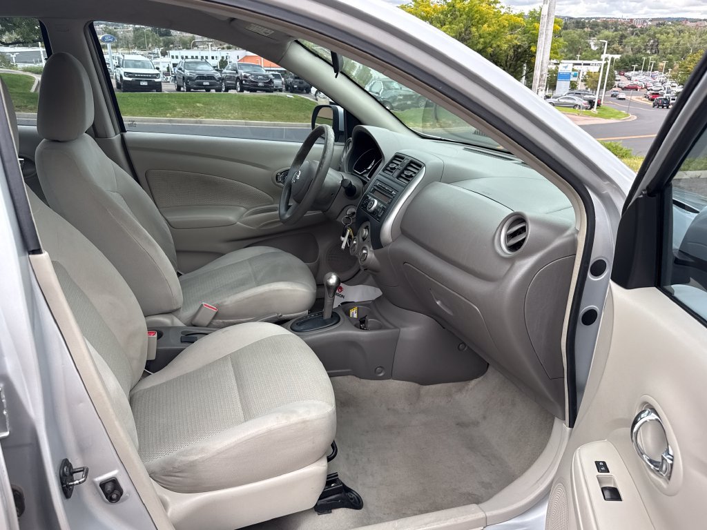 Used 2012 Nissan Versa FWD image 29