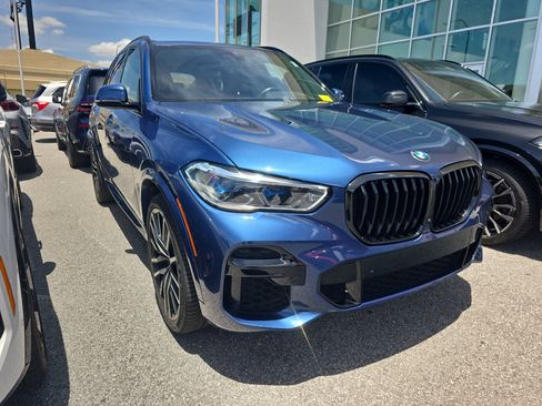 Used 2022 BMW X5 sDrive40i w/ M Sport Package RWD image 1