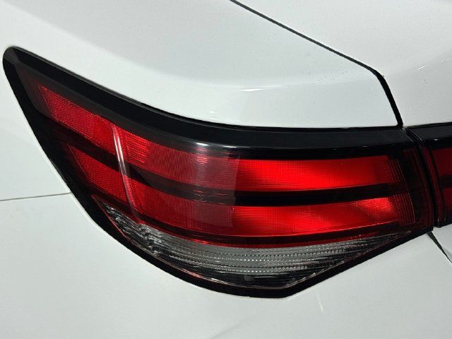 Used 2022 Nissan Sentra SV w/ All-Weather Package FWD image 33