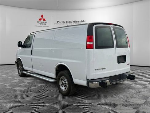 Used 2024 GMC Savana 2500 w/ Driver Convenience Package image 7