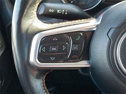 Used 2021 Jeep Wrangler Unlimited Sahara image 21