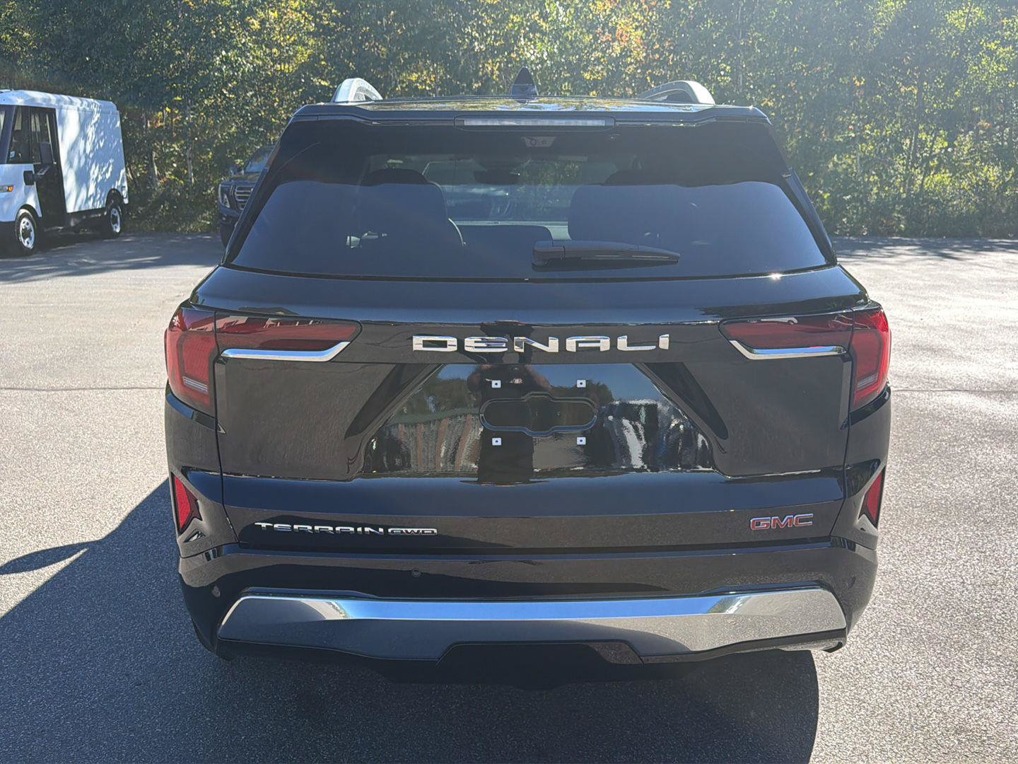 New 2027 GMC Terrain Denali w/ LPO, Floor Liner Package AWD/4WD image 4