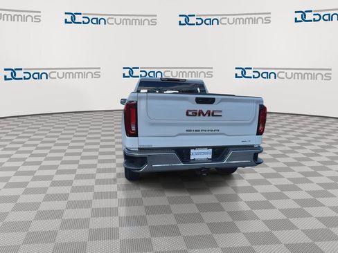 Used 2025 GMC Sierra 1500 SLT RWD image 7