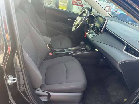 Used 2020 Toyota Corolla LE image 12