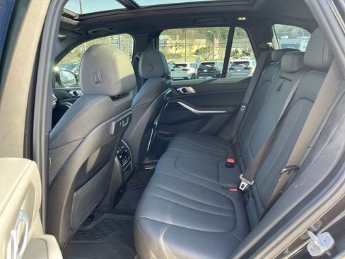 Used 2020 BMW X5 xDrive40i w/ Premium Package image 31