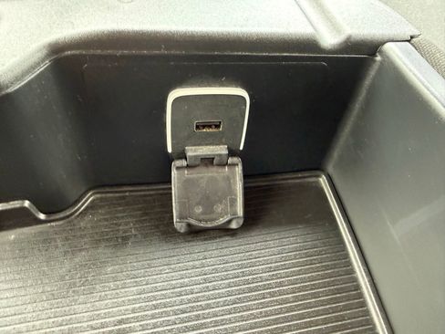 Used 2024 RAM 2500 Big Horn image 28