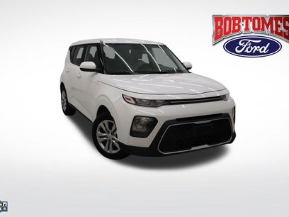 Used 2022 Kia Soul LX