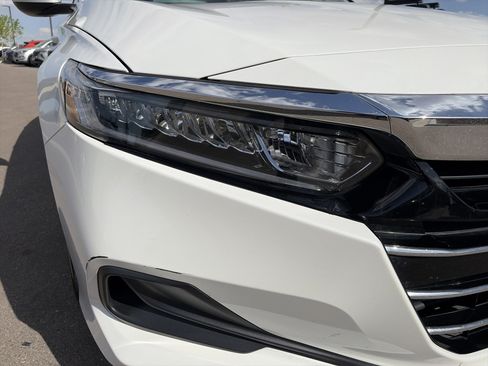 Used 2021 Honda Accord Hybrid image 31