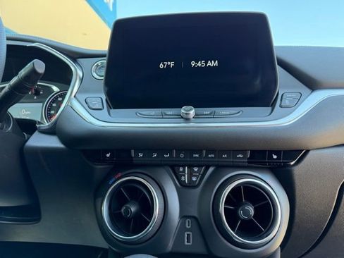 Used 2024 Chevrolet Blazer LT FWD image 15