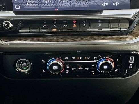 Used 2024 GMC Sierra 1500 Elevation image 17