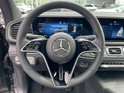 New 2025 Mercedes-Benz GLS 450 4MATIC image 13