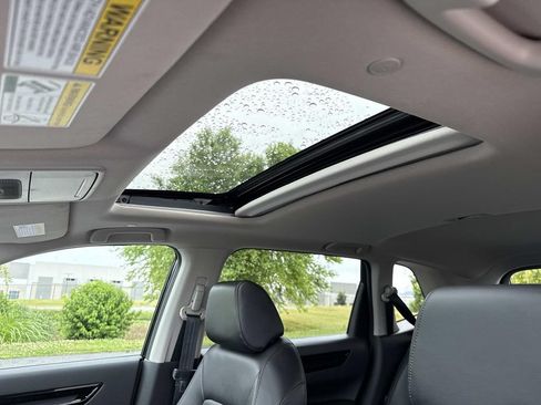 Used 2025 Honda CR-V EX-L image 4