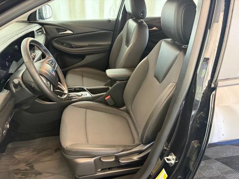 Used 2024 Buick Encore GX Preferred FWD image 20