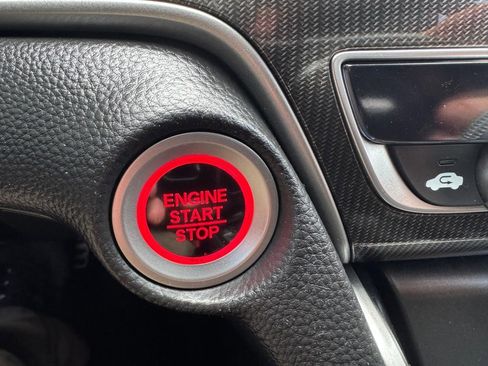 Used 2018 Honda Accord Sport image 21