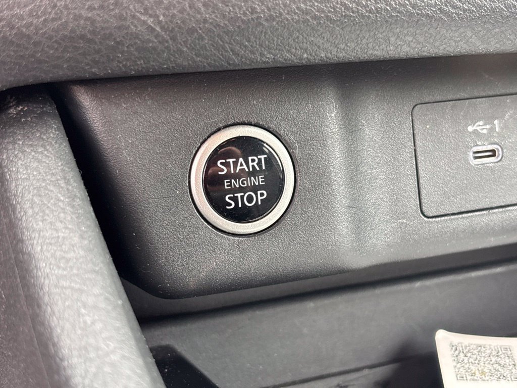Certified 2022 Nissan Rogue SV AWD/4WD image 27