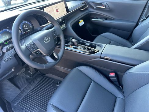 New 2026 Toyota Crown XLE image 9