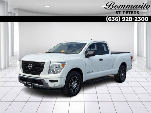 Used 2024 Nissan Titan SV AWD/4WD image 1