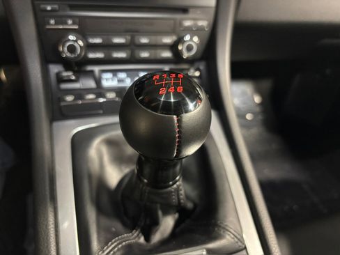 Used 2018 Porsche 718 Cayman S RWD image 17