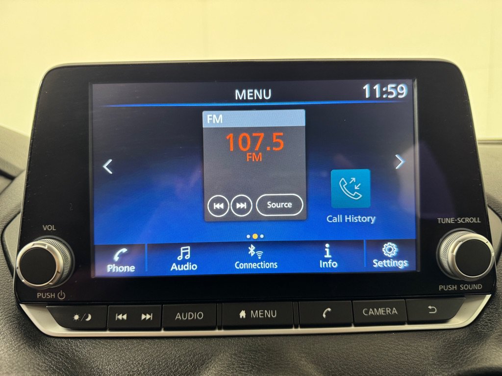 Used 2024 Nissan Sentra SR w/ Trunk Package FWD image 17