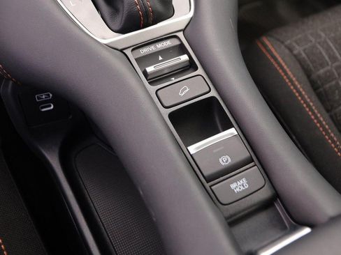 Used 2024 Honda HR-V Sport image 18
