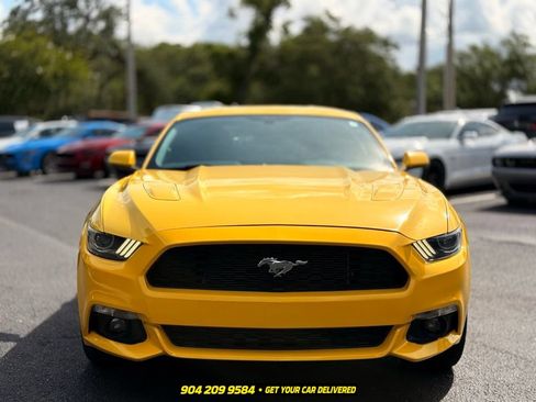 Used 2017 Ford Mustang GT RWD image 12