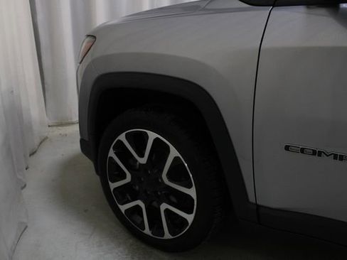 Used 2021 Jeep Compass Limited w/ Sun and Sound Group AWD/4WD image 31