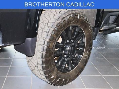 Used 2022 GMC Sierra 2500 Denali w/ Denali Black Diamond Edition AWD/4WD image 16