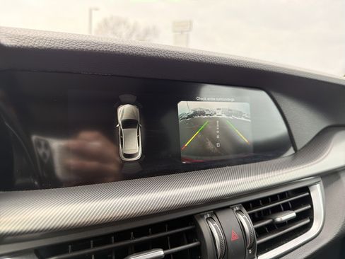 Used 2018 Alfa Romeo Stelvio Sport w/ Quick Order Package 22J Sport image 19