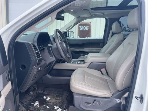 Used 2021 Ford Expedition Max Limited image 21