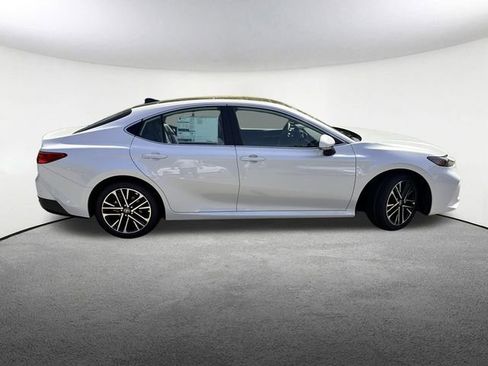 New 2026 Toyota Camry XLE AWD/4WD image 10