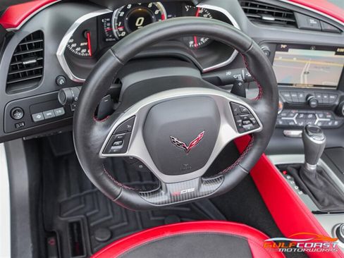 Used 2016 Chevrolet Corvette Z06 w/ 3LZ Preferred Equipment Group RWD image 29