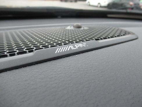 Used 2019 RAM 1500 Laramie image 30