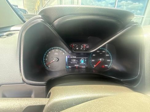 Used 2018 Chevrolet Colorado Z71 w/ Z71 Midnight Edition AWD/4WD image 8
