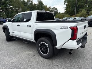 New 2025 Toyota Tacoma TRD Off-Road video 3